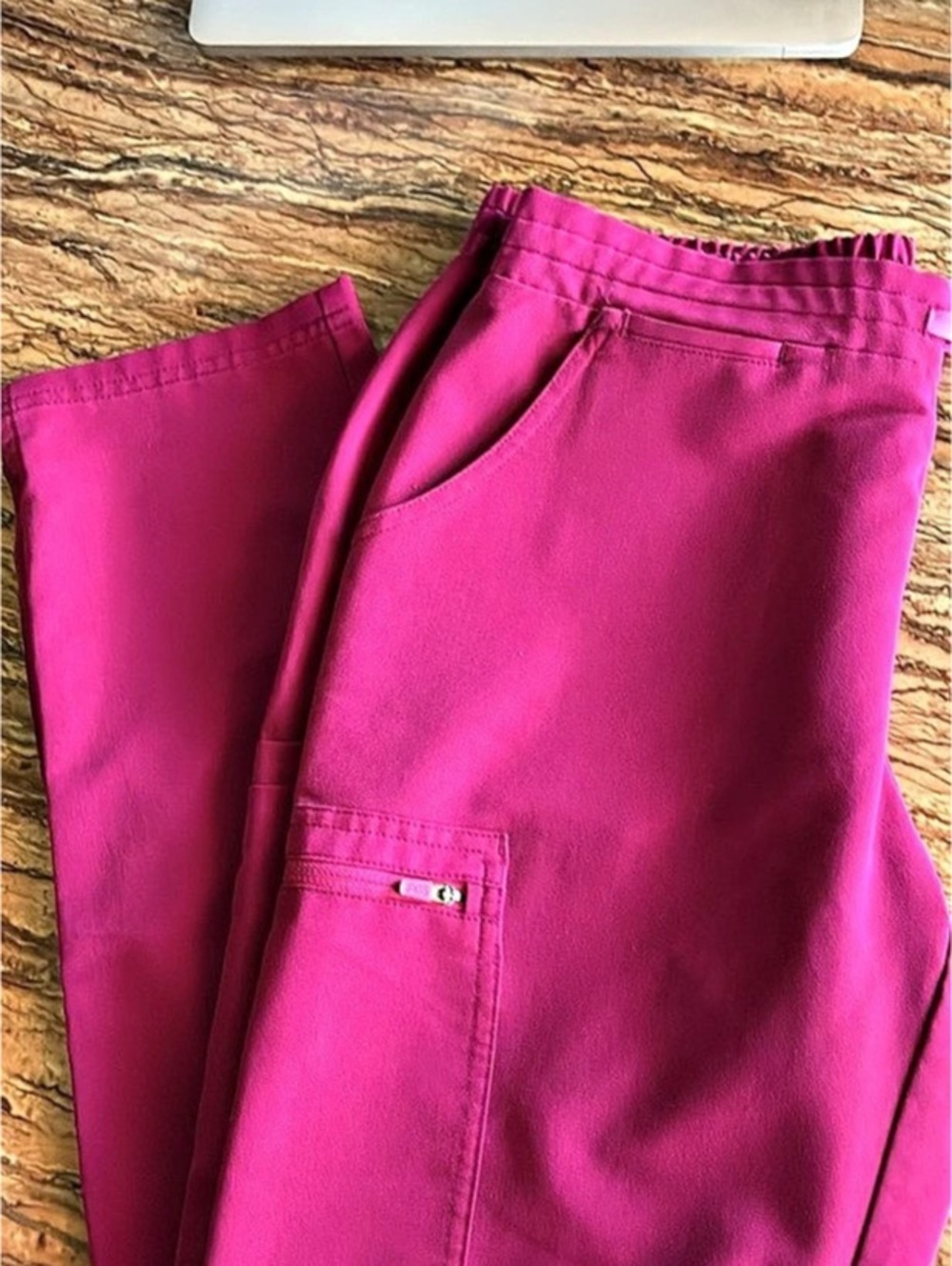 FIGS Zamora Jogger Scrub Pants Straight Leg Pink Small